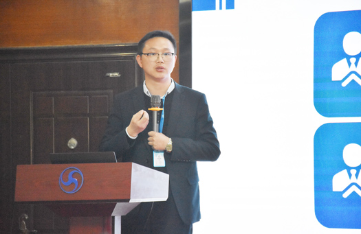 5李總.jpg 5李總.jpg