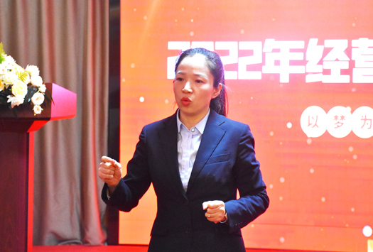 謝總.jpg 謝總.jpg